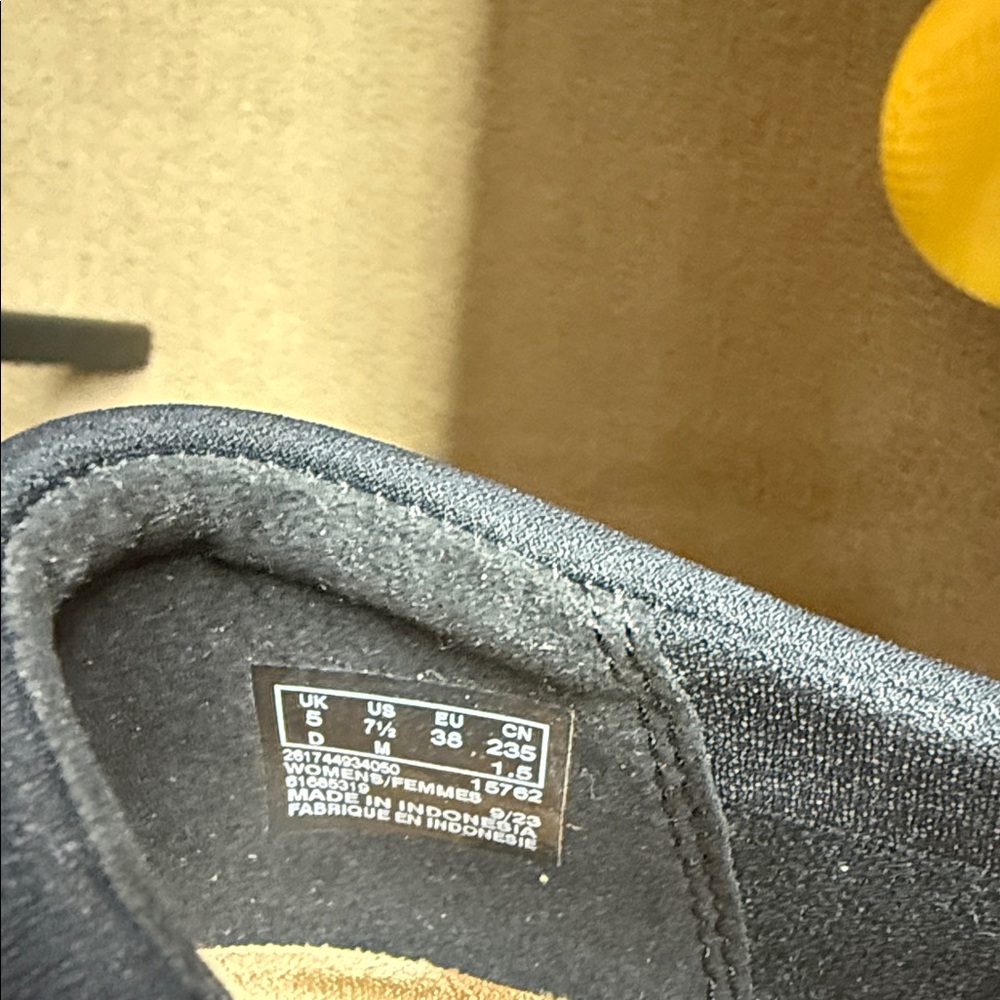 Clarks Black Casual Loafers - Picture 3 of 12